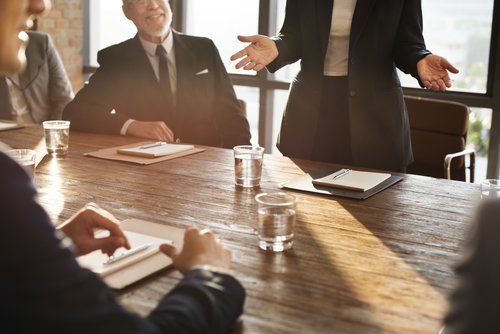 Situaciones en las que la información de empresas puede ayudarte