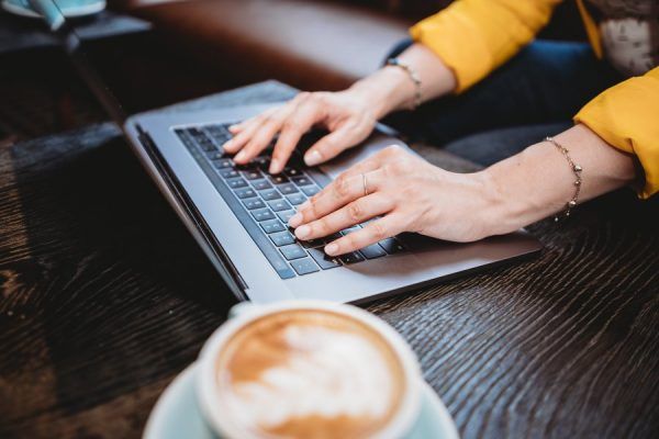Programas a distancia en España
