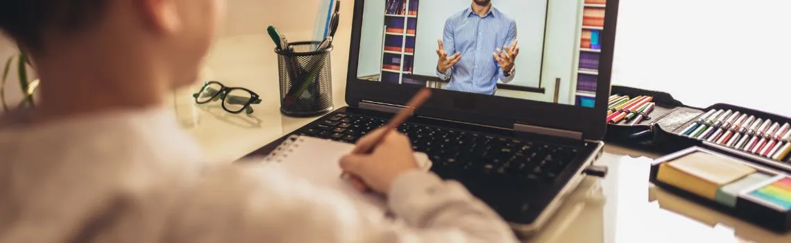 Formación a distancia